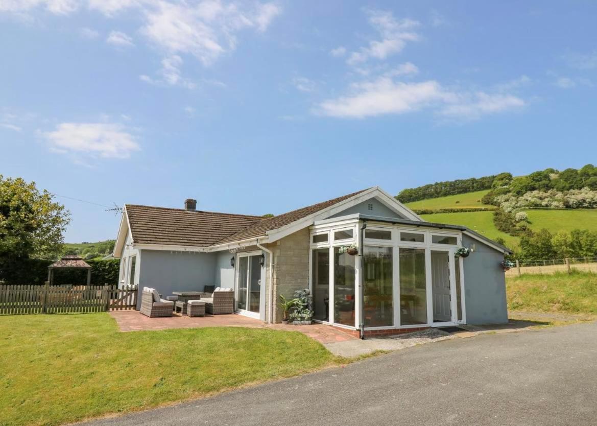 Aberceiro Bungalow Aberystwyth Exterior photo